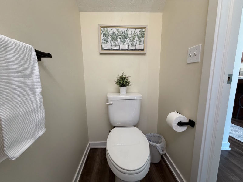 3901 Vale Drive, Traverse City, Michigan 49686, 2 Bedrooms Bedrooms, 0 ,1.5 BathroomsBathrooms,Apartment,Holiday Village Townhomes,3901 Vale Drive,0,3129