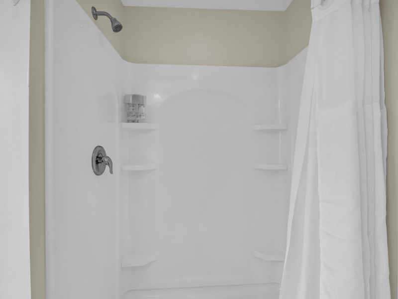 258 South Water Street - 2 (Upper), Marine City, Michigan 48039, 3 Bedroom Bedrooms, 0 ,1 BathroomBathrooms,House,256 South Water Street,258 South Water Street - 2 (Upper),0,3152