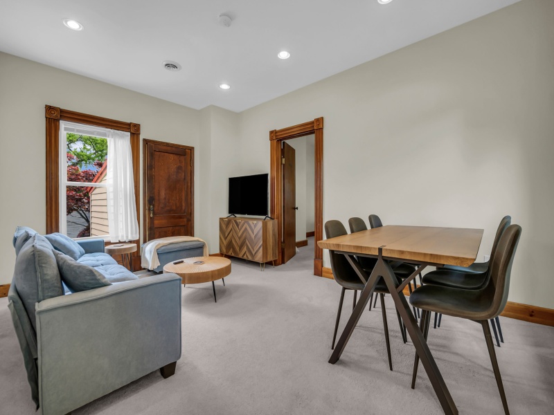 258 South Water Street - 2 (Upper), Marine City, Michigan 48039, 3 Bedroom Bedrooms, 0 ,1 BathroomBathrooms,House,256 South Water Street,258 South Water Street - 2 (Upper),0,3152