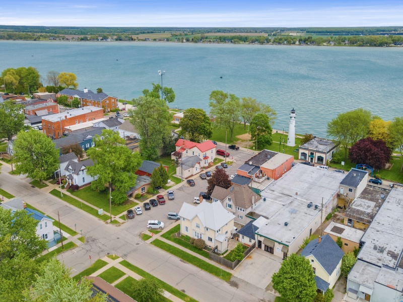 258 South Water Street - 2 (Upper), Marine City, Michigan 48039, 3 Bedroom Bedrooms, 0 ,1 BathroomBathrooms,House,256 South Water Street,258 South Water Street - 2 (Upper),0,3152