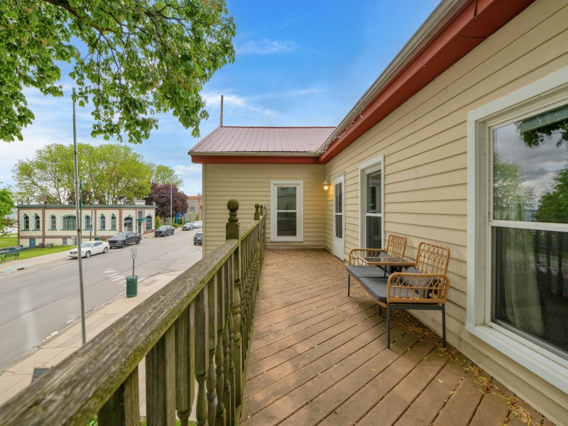 258 South Water Street - 2 (Upper), Marine City, Michigan 48039, 3 Bedroom Bedrooms, 0 ,1 BathroomBathrooms,House,256 South Water Street,258 South Water Street - 2 (Upper),0,3152
