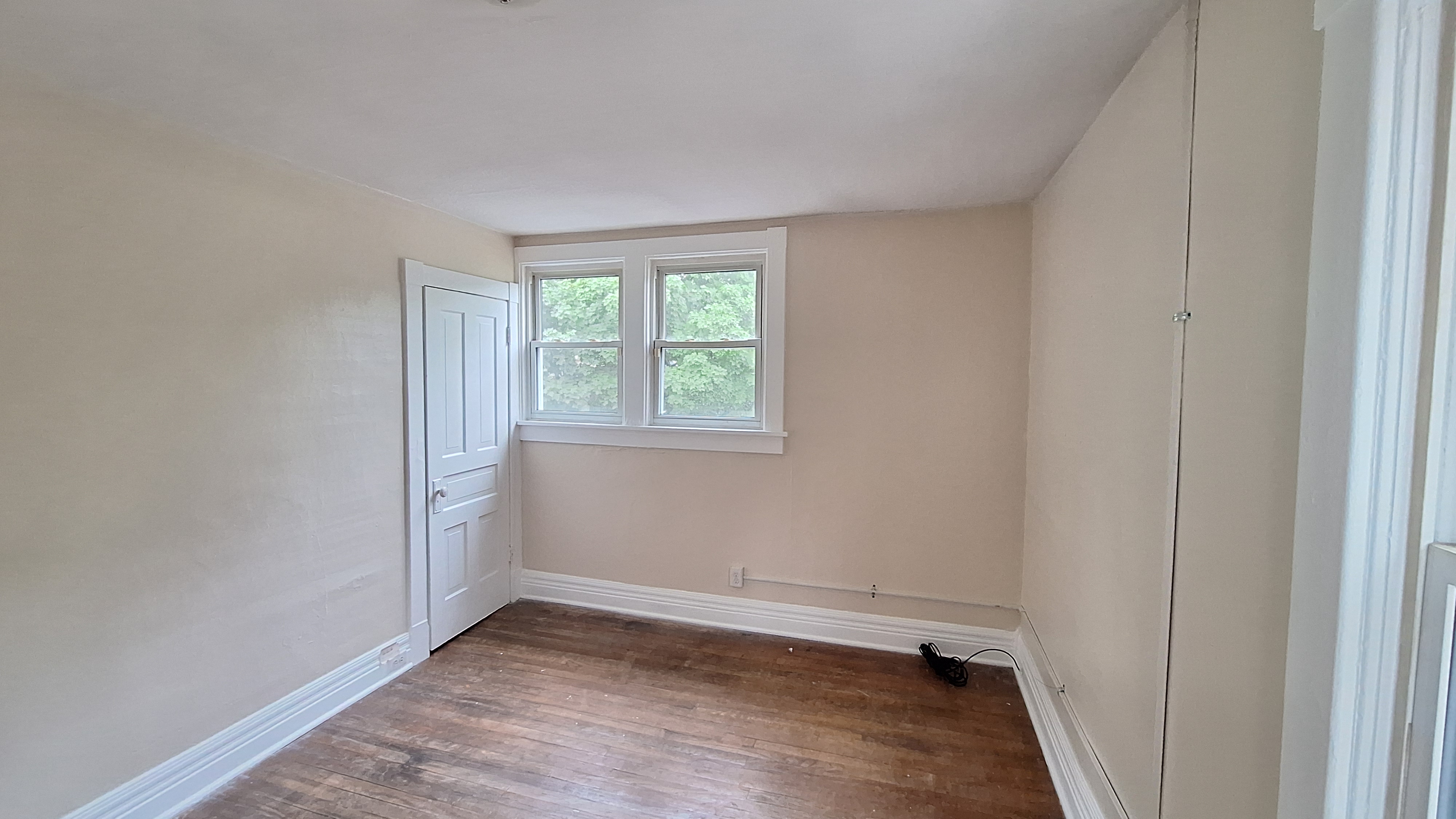 1129 Howard St, Port Huron, Michigan 48060, 1 Bedroom Bedrooms, 0 ,1 BathroomBathrooms,Apartment,1129 Howard St,0,3167