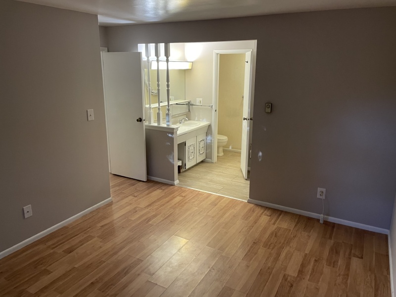810 Holland Ave, Port Huron, Michigan, 2 Bedroom Bedrooms, 0 ,2 BathroomBathrooms,Apartment,810 Holland Ave ,0,3169