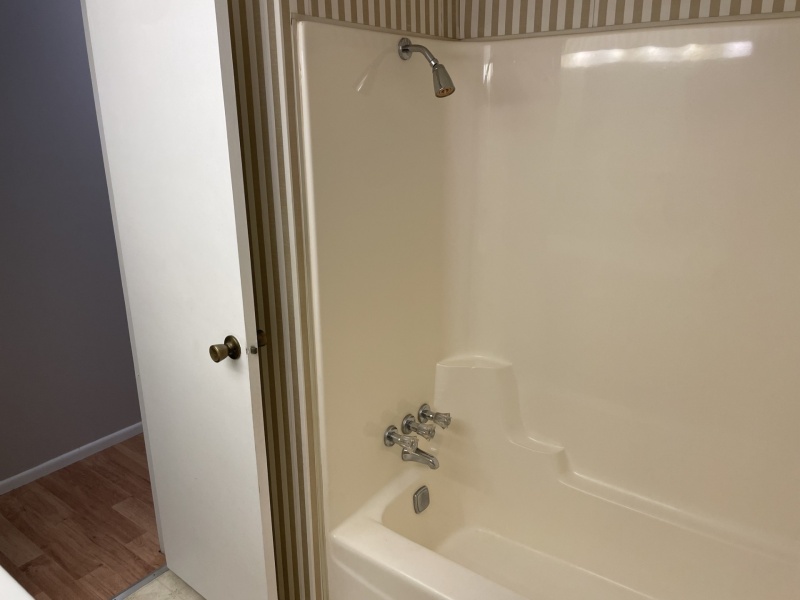 810 Holland Ave, Port Huron, Michigan, 2 Bedroom Bedrooms, 0 ,2 BathroomBathrooms,Apartment,810 Holland Ave ,0,3169