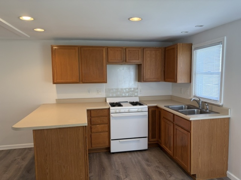3524 Ravenswood rd, Port Huron Twp, Michigan 48060, 2 Bedroom Bedrooms, 0 ,1 BathroomBathrooms,House,3524 Ravenswood rd,0,3170
