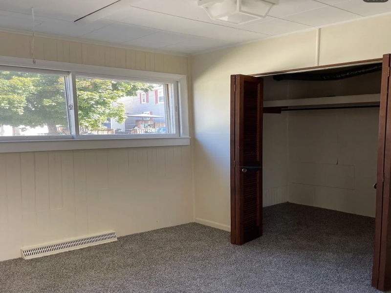 3618 Lakeside Court, Port Huron, Michigan 48060, 2 Bedroom Bedrooms, 0 ,1 BathroomBathrooms,House,3618 Lakeside Court,0,3176