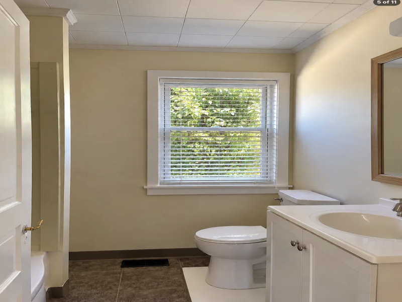 3618 Lakeside Court, Port Huron, Michigan 48060, 2 Bedroom Bedrooms, 0 ,1 BathroomBathrooms,House,3618 Lakeside Court,0,3176