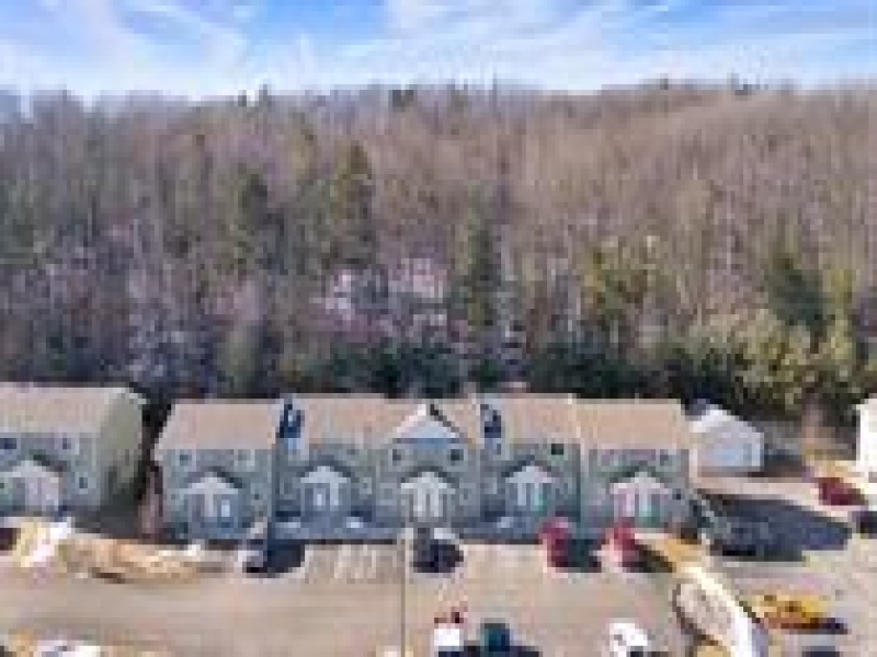 3850 Vale Drive, Traverse City, Michigan 3850, 2 Bedroom Bedrooms, 0 ,0.5 BathroomBathrooms,House,Holiday Village Townhomes,3850 Vale Drive,0,3178