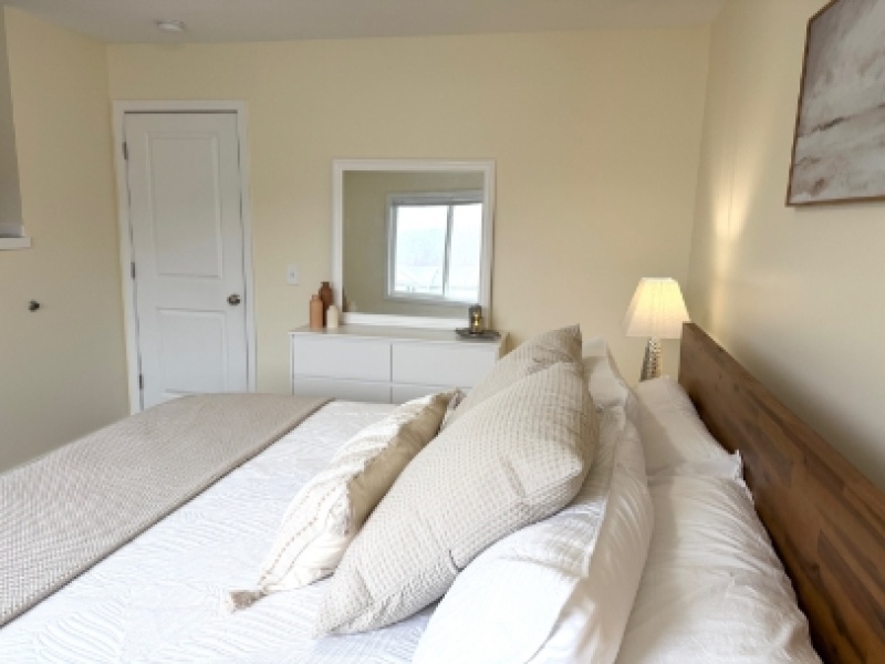 3881 Vale Drive, Traverse City, Michigan 49686, 2 Bedroom Bedrooms, 0 ,1.5 BathroomBathrooms,Apartment,Holiday Village Townhomes,3881 Vale Drive,0,3180