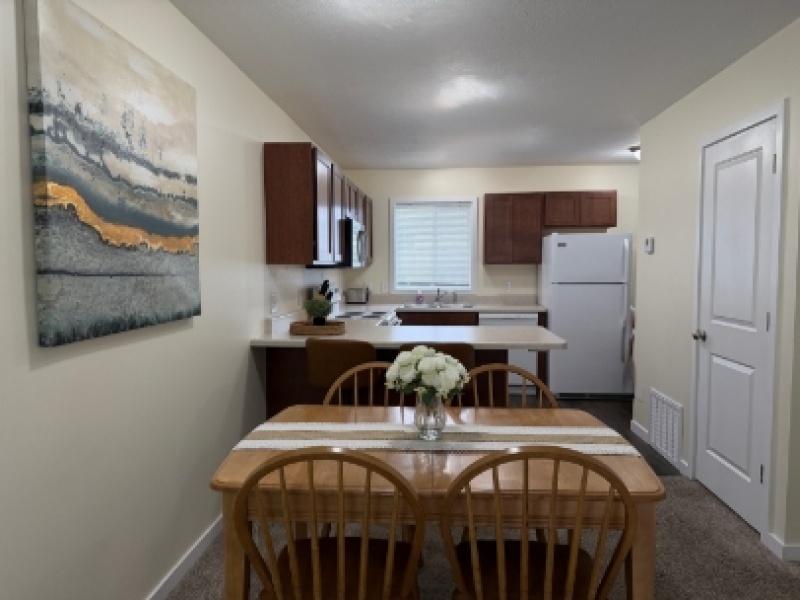 3881 Vale Drive, Traverse City, Michigan 49686, 2 Bedroom Bedrooms, 0 ,1.5 BathroomBathrooms,Apartment,Holiday Village Townhomes,3881 Vale Drive,0,3180