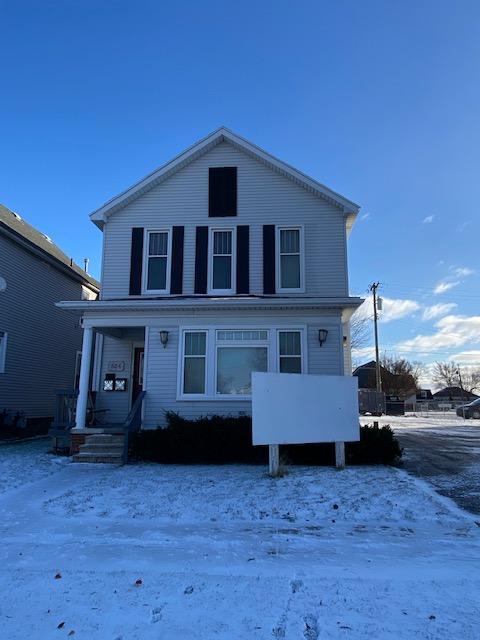 824 Huron Avenue, Port Huron, Michigan 48060, 2 Bedrooms Bedrooms, ,1 BathroomBathrooms,Apartment,For Rent,824 Huron Avenue,1458