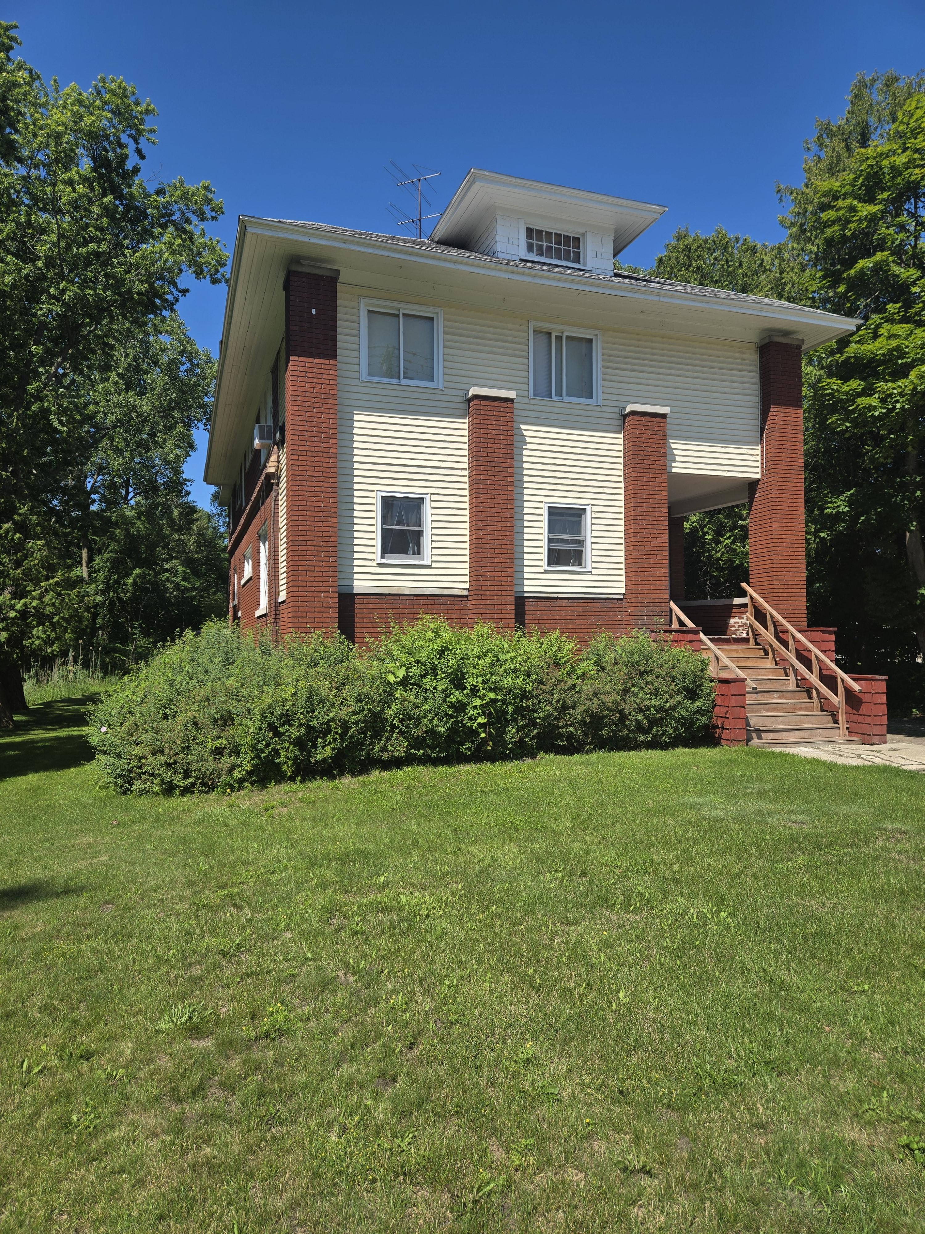 4549 Lakeshore Rd, Fort Gratiot, Michigan 48059, 0 , 0 ,1 BathroomBathrooms,Apartment,For Rent,4549 Lakeshore Rd,1,1029