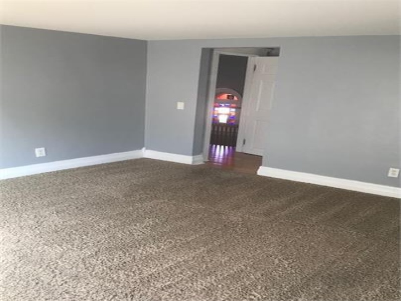 121 Washington Ave., Marine City, Michigan 48039, 2 Bedrooms Bedrooms, ,1 BathroomBathrooms,Duplex,121 Washington Ave. ,1608