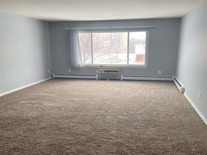 135 North River Road, Mount Clemens, Michigan 48043, 1 Bedroom Bedrooms, ,1 BathroomBathrooms,Apartment,River North Village,135 North River Road,1651