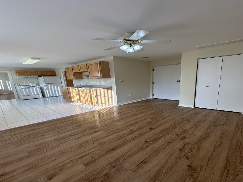 420, Yale, Michigan 48097, 1 Bedroom Bedrooms, ,1 BathroomBathrooms,Apartment,Yale Manor Apartment Community ,420,1,1835